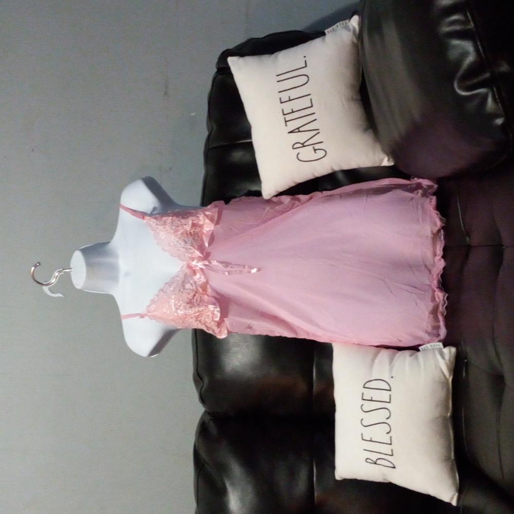 5/$25  Lace trim nightgown w/thong panties